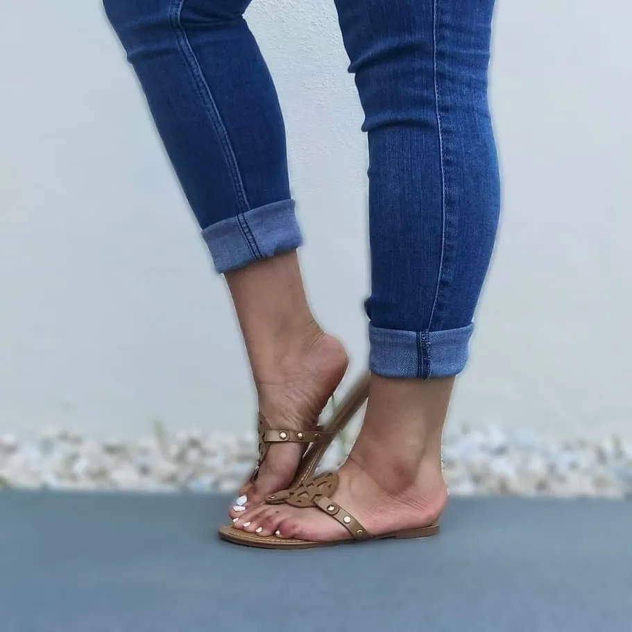 Always Trendy Mocha Disc Sandals